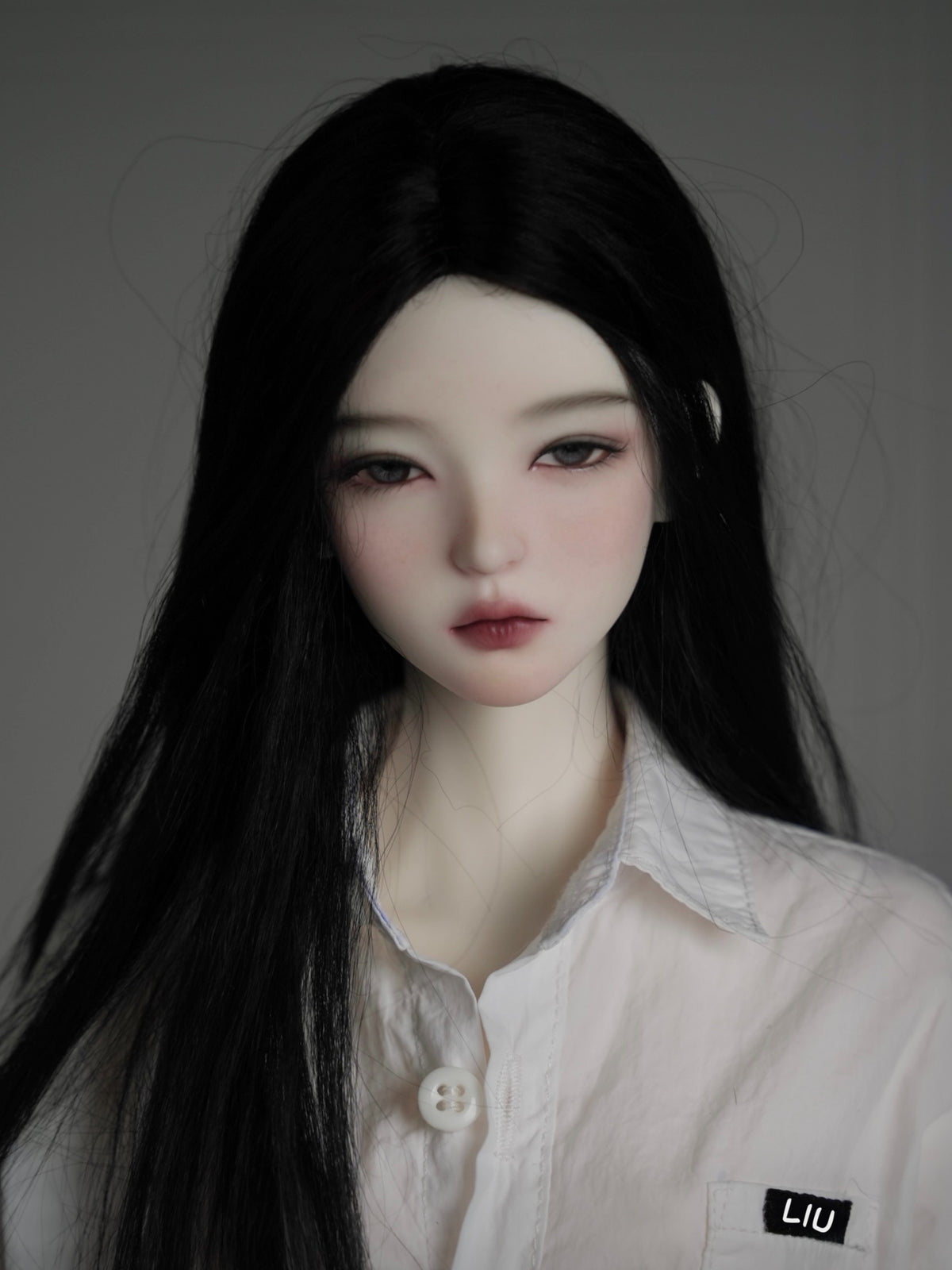 LIU 柳 image 0